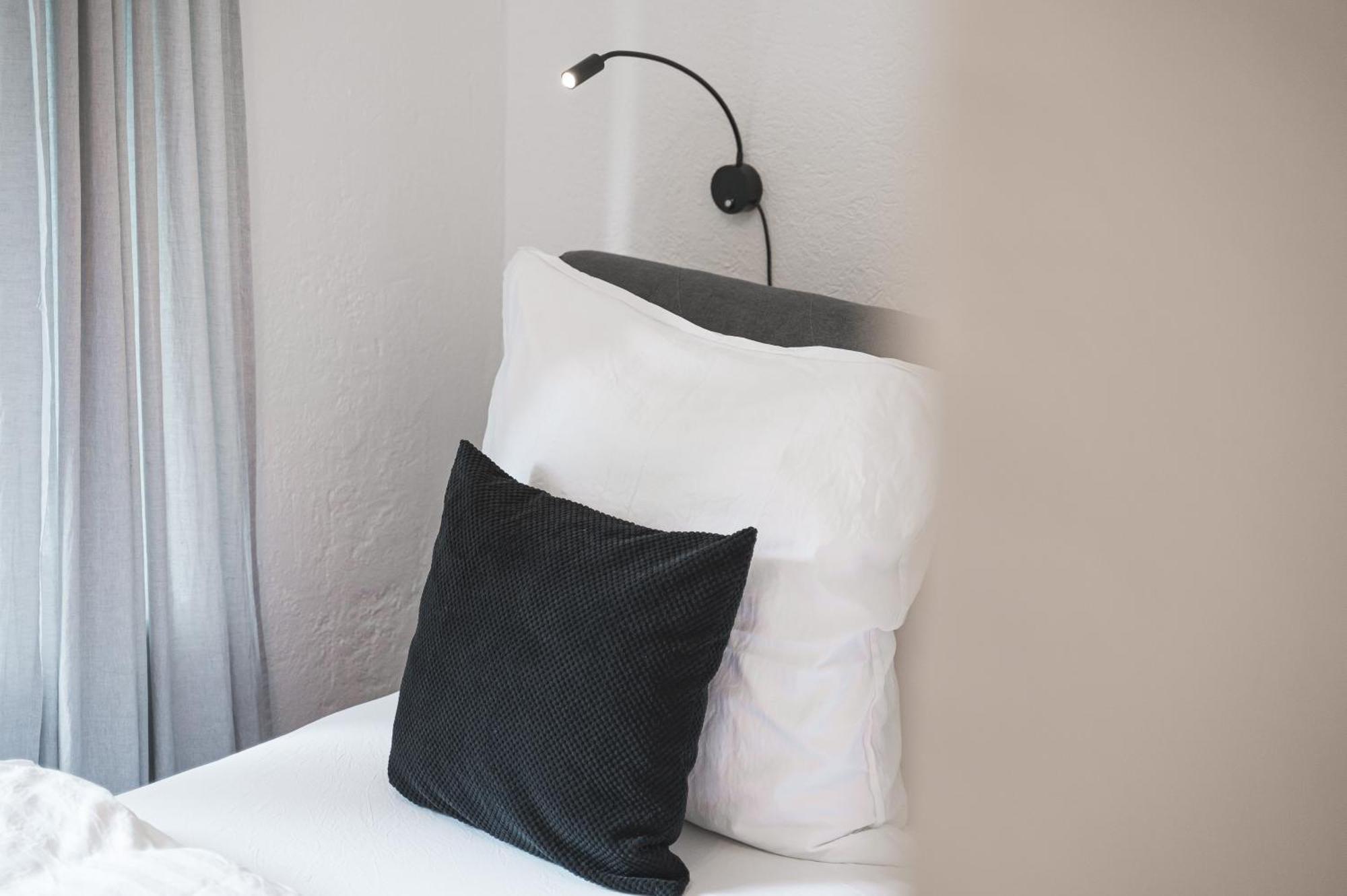 Kingsize Bett, Terrasse, Netflix, Zwei Zimmer Pforzheim Ngoại thất bức ảnh